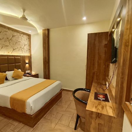 Hotel Riva International Goregaon- Near Nesco Mumbai Kültér fotó
