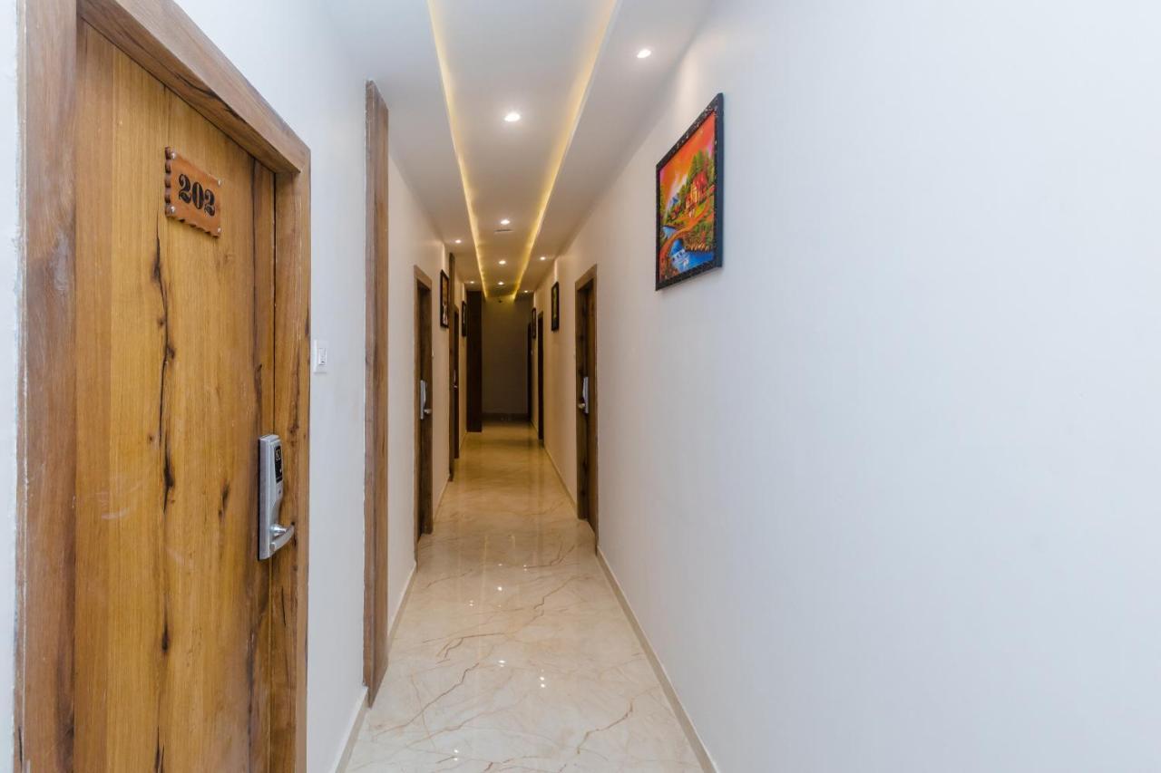 Hotel Riva International Goregaon- Near Nesco Mumbai Kültér fotó