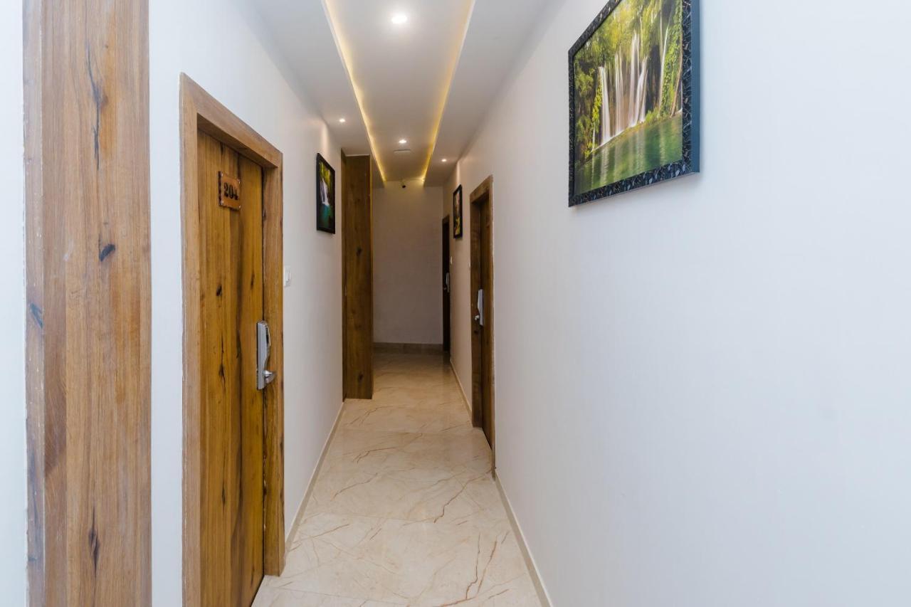 Hotel Riva International Goregaon- Near Nesco Mumbai Kültér fotó