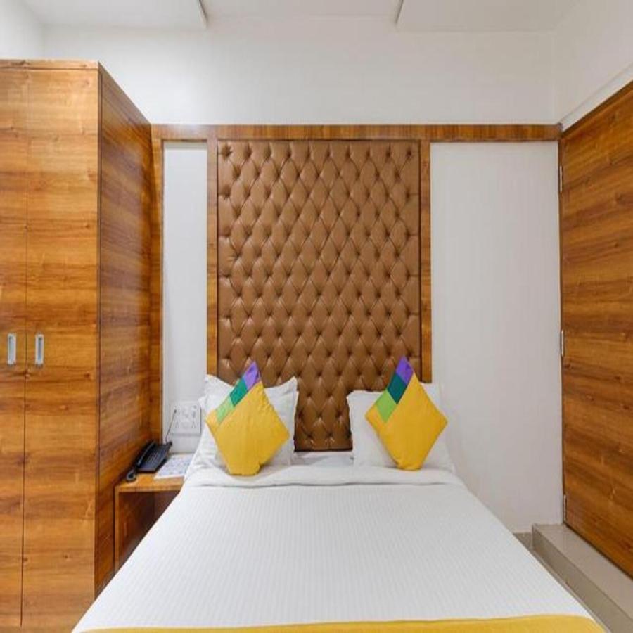 Hotel Riva International Goregaon- Near Nesco Mumbai Kültér fotó
