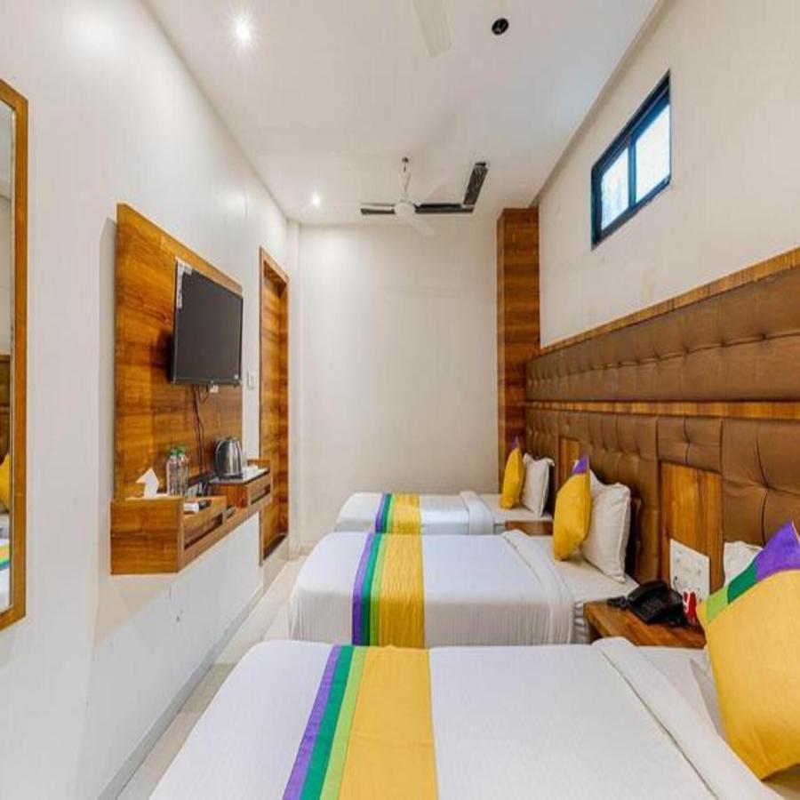 Hotel Riva International Goregaon- Near Nesco Mumbai Kültér fotó