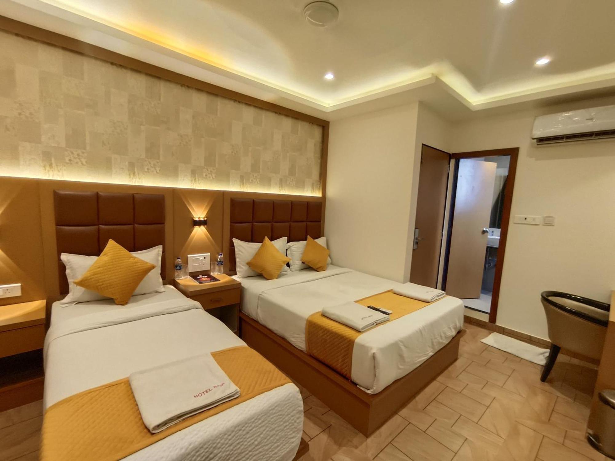 Hotel Riva International Goregaon- Near Nesco Mumbai Kültér fotó